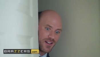 Tight babe sucks off and pounded by pervert pawn dude